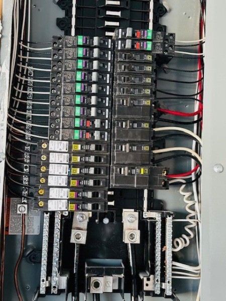 Electrician in Garland, TX (1)